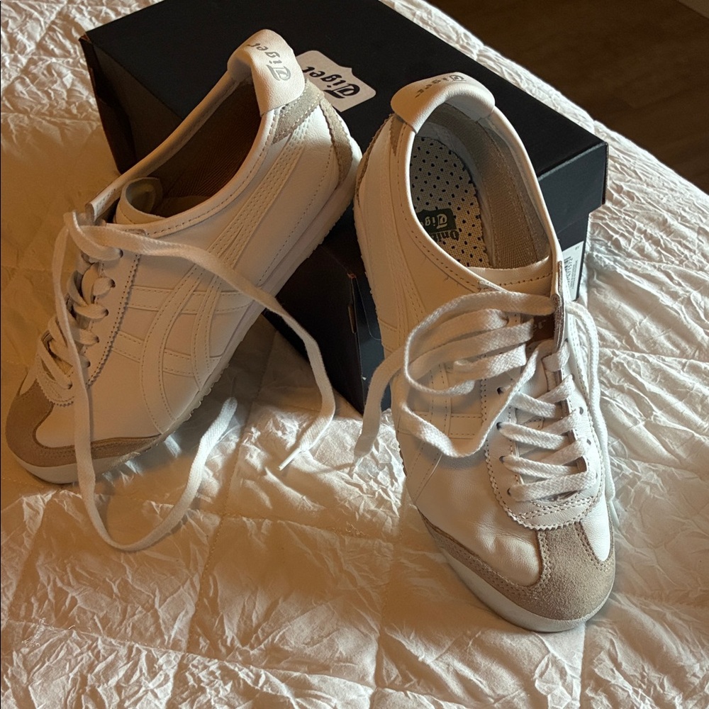 Onitsuka Tiger Mexico 66 White Sneakers